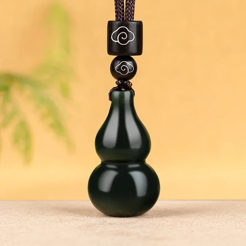 Natural Old Hotan Black Jade P - огляд і ціна Ethnic Modern Fashion