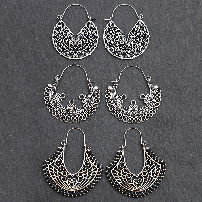 Antique Sliver-Plated Hollow A - огляд і ціна Ethnic Fashion India