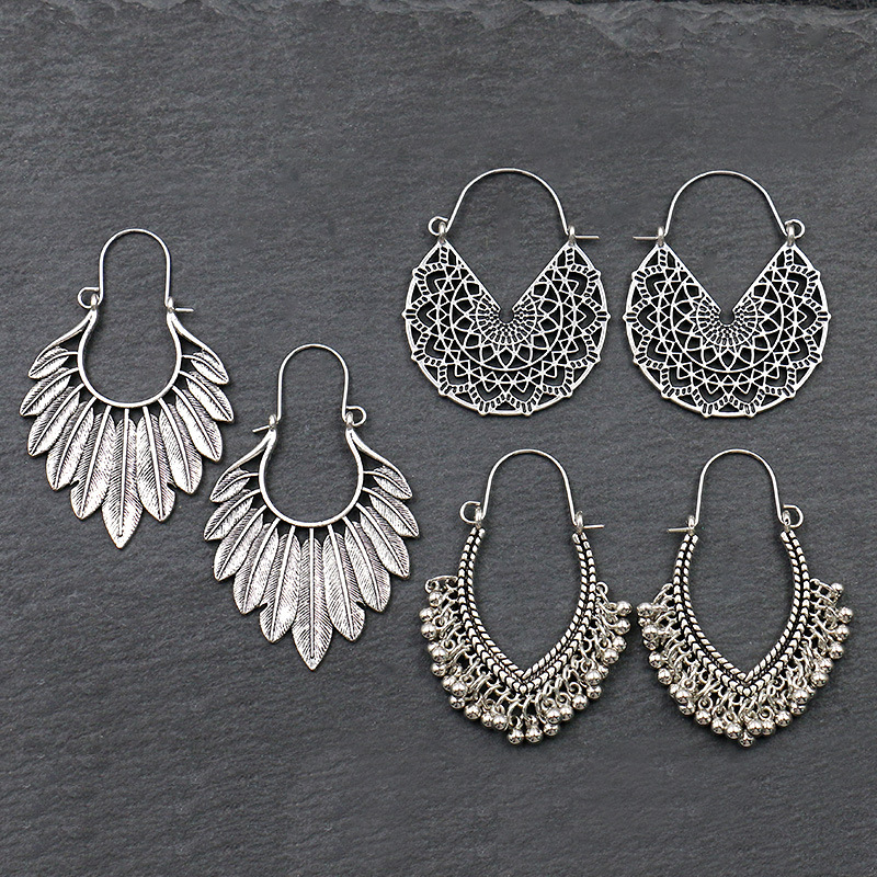 Antique Sliver-Plated Hollow A - огляд і ціна Ethnic Fashion India